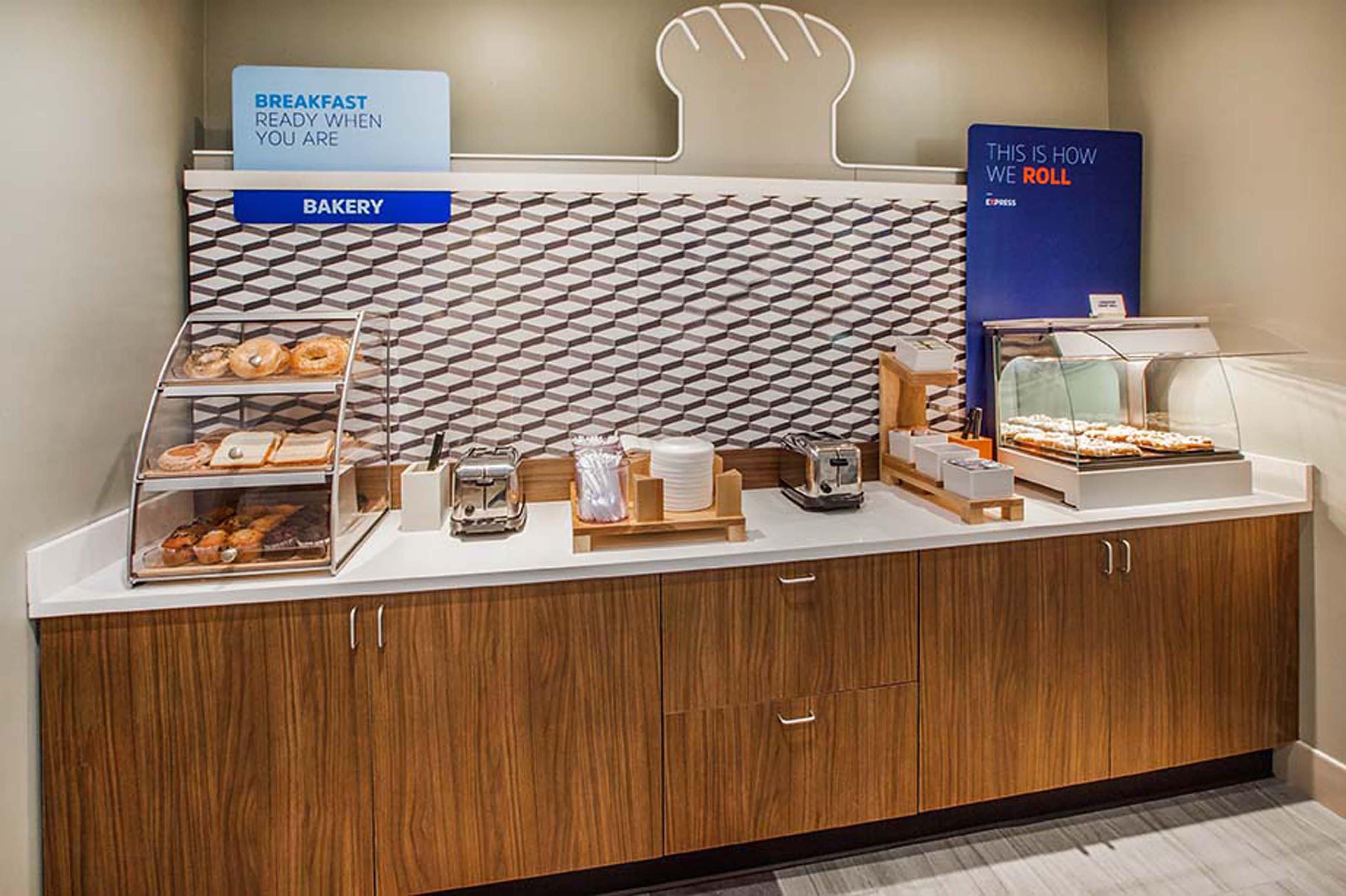 Holiday Inn Express Atlantic City W Pleasantville By Ihg Egg Harbor Township Εξωτερικό φωτογραφία